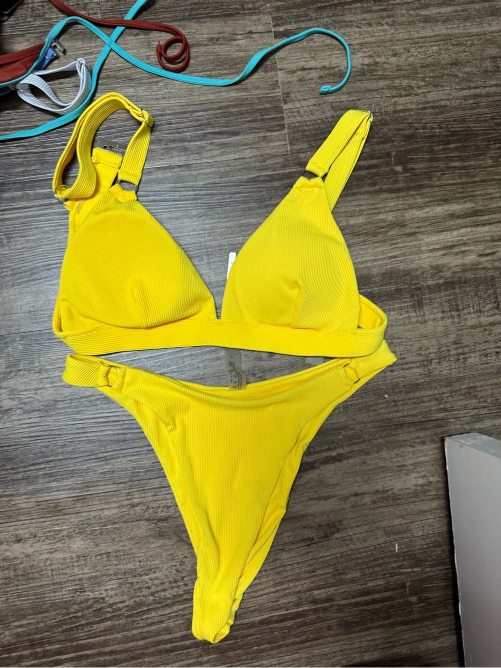SHEIN Yellow Ribbed V-Wire Triangle Bikini Set